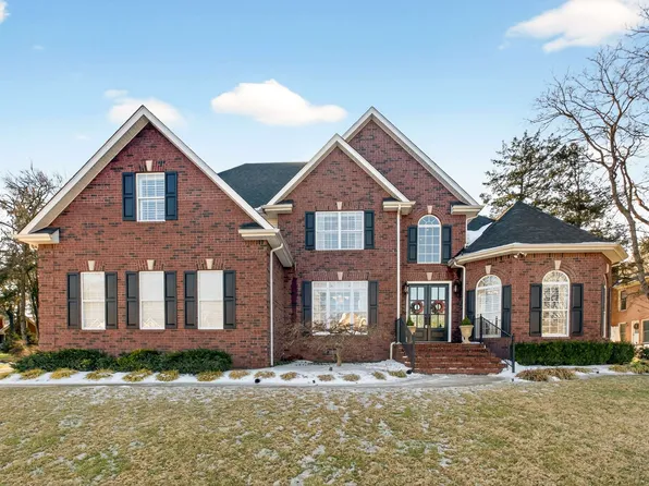 2306 Garrison Cv, Murfreesboro, TN 37130