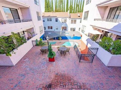 14844 Dickens St APT 202, Sherman Oaks, CA, 91403