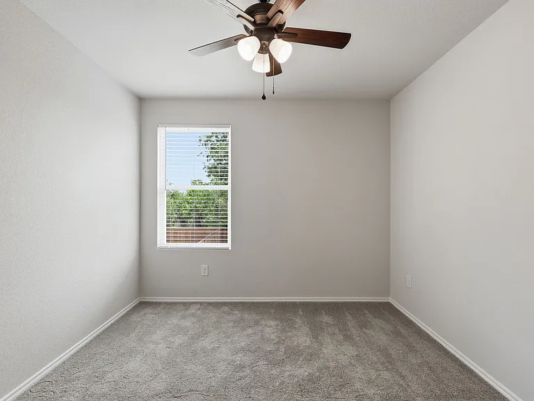 832 Eagles Nest Dr — Photo 24