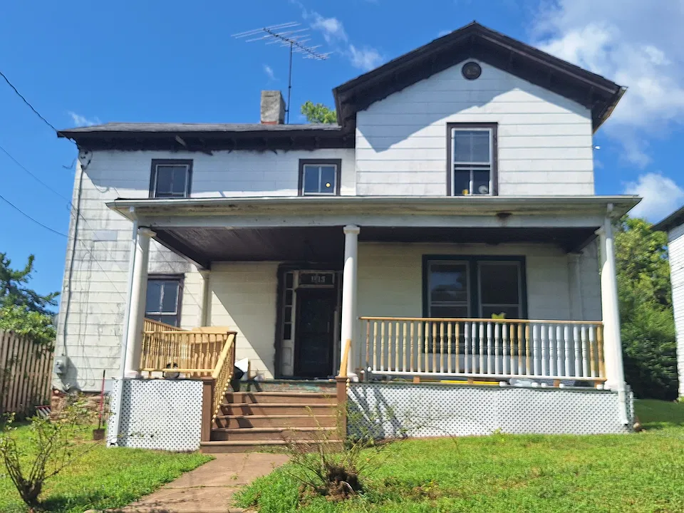 1115 Jackson St