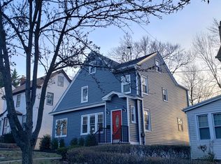 31 Cambridge Rd, Verona, NJ 07044