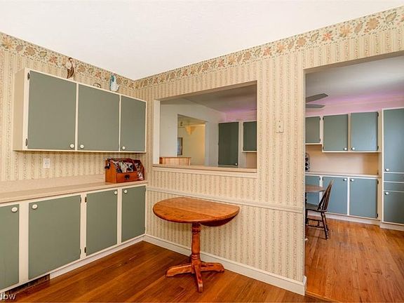 5th image of 616 Guilford Blvd