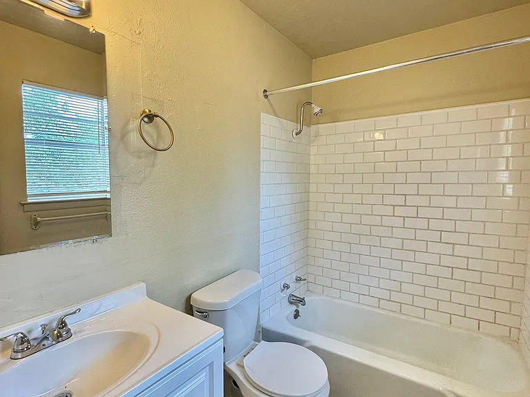 444 1/2 Babb Dr — Photo 12