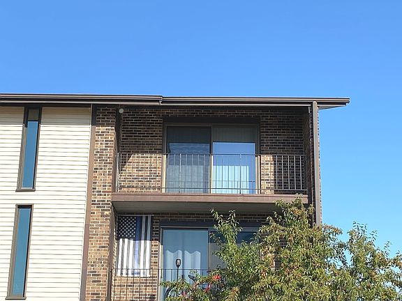 2nd image of 15339 West Ave APT 3B