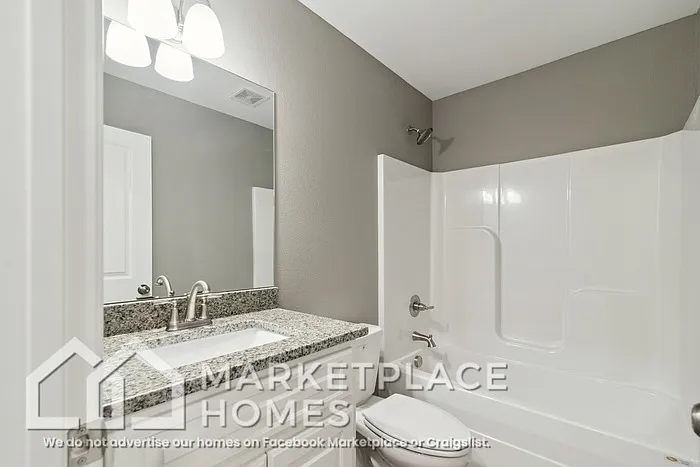 2102 Moss St — Photo 22