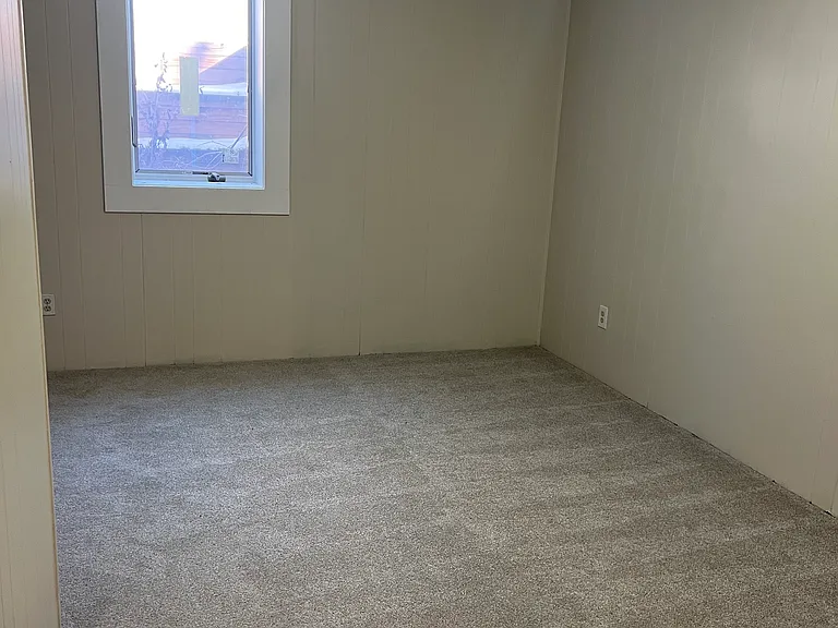 15703 Wildwood Cir SE — Photo 6