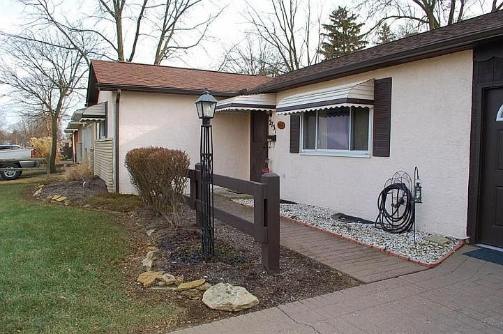 2nd image of 2731 Melane Ave