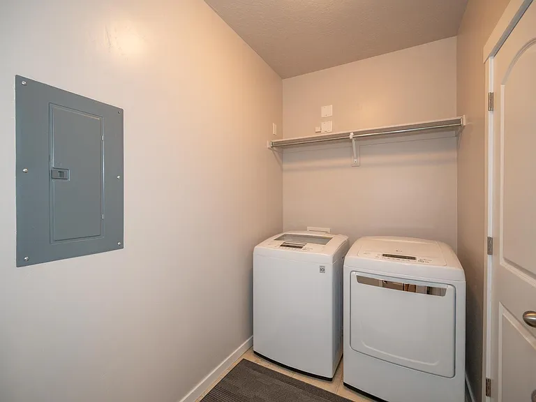127 E Jordan Ridge Blvd #409 — Photo 22