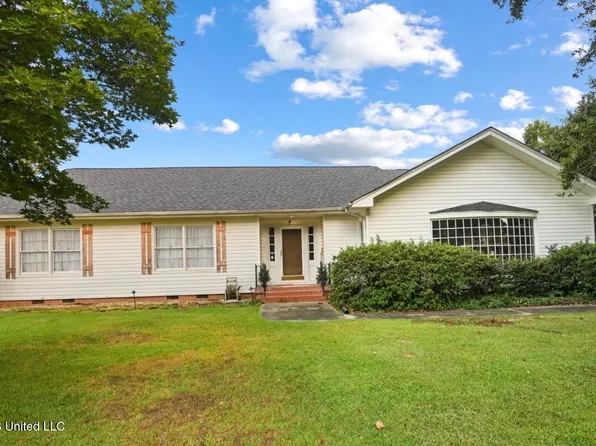 2810 Columbia Ave, Prentiss, MS 39474