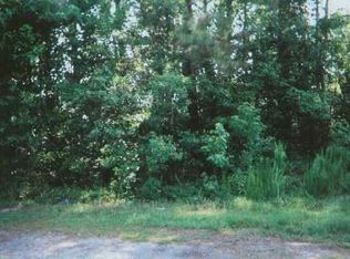 105 N River St, Jarvisburg, NC 27947