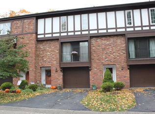 303 Thornberry Ct, Pittsburgh, PA 15237