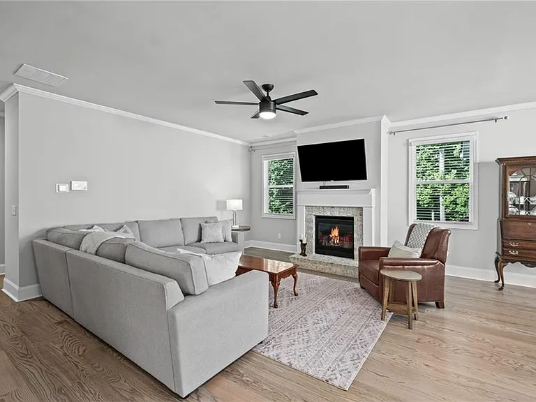 149 Treeline Trl — Photo 7