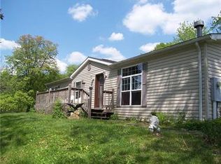 1149 Paintertown Rd, Irwin, PA 15642