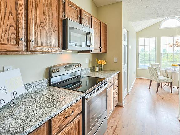 2nd image of 5640 Wade Ct APT M