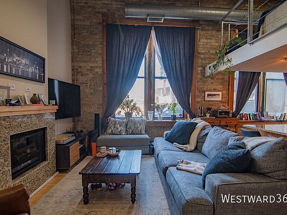 3rd image of 525 N Halsted St Unit 207