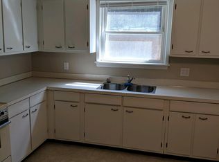 116 1st Ave NW, Faribault, MN 55021