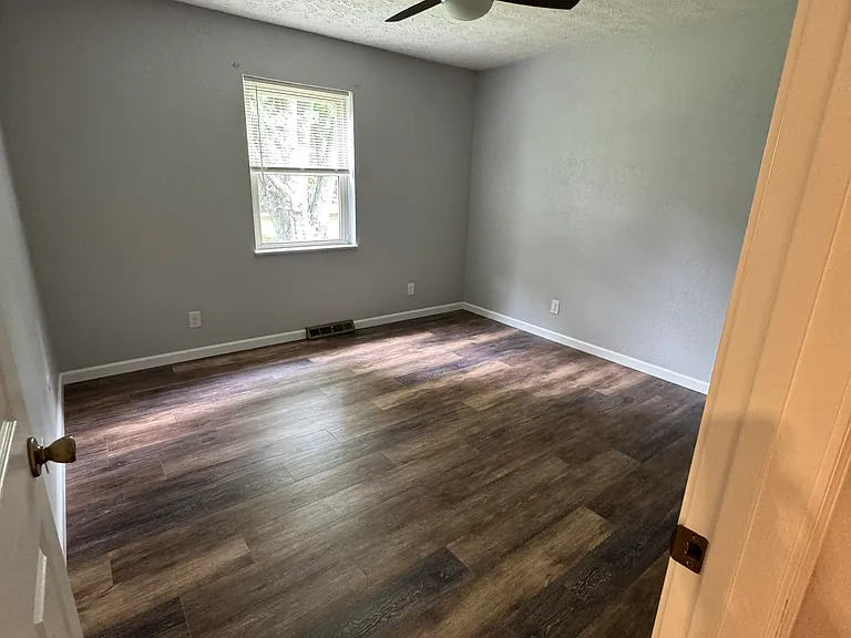 5605 Woodland Dr — Photo 10