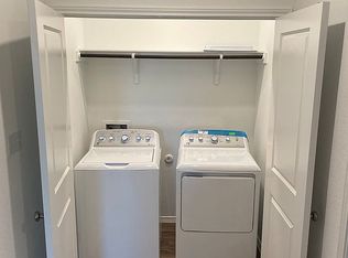 404 Fighting Seabees Run, Jarrell, TX 76537