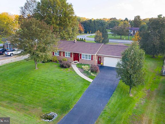 5th image of 336 Shagbark Ct