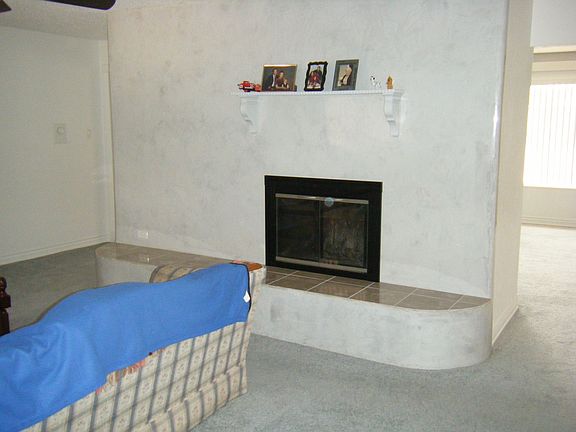 Fierplace in Family rm