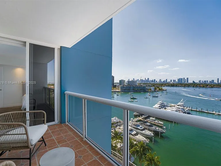1800 Sunset Harbour Dr #1208 — Photo 29