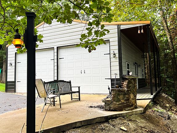5th image of 159 Briggs Hill Rd