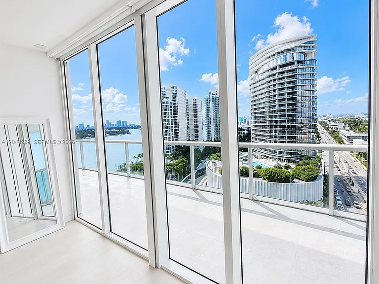 450 Alton Rd #1606 — Photo 13