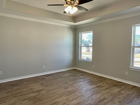 4th image of 311 Saddle Trail Dr