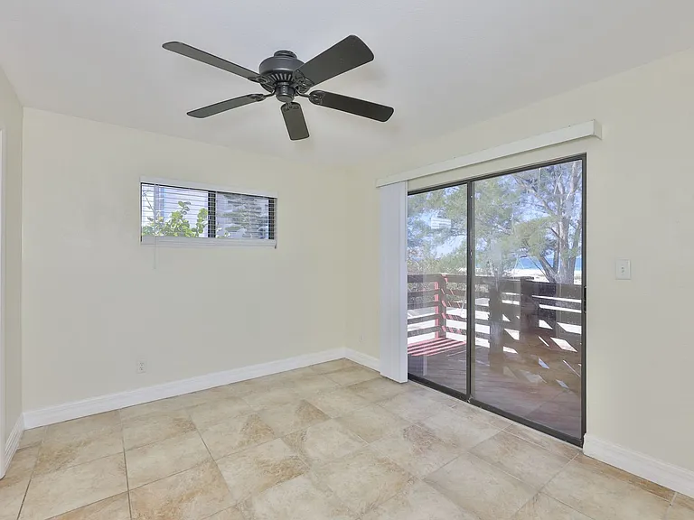10220 Gulf Blvd #1 — Photo 20