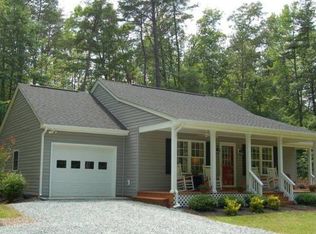 3747 Broad Street Rd, Gum Spring, VA 23065