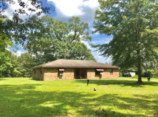 58 Bill Dyess Rd, Carriere, MS 39426