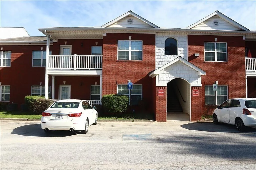 2 bed, 2.0 bath, 1128 sqft, $1,500 — Photo 1