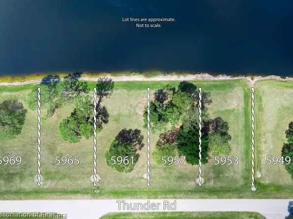 5949 Thunder Rd, Sebring, FL 33876