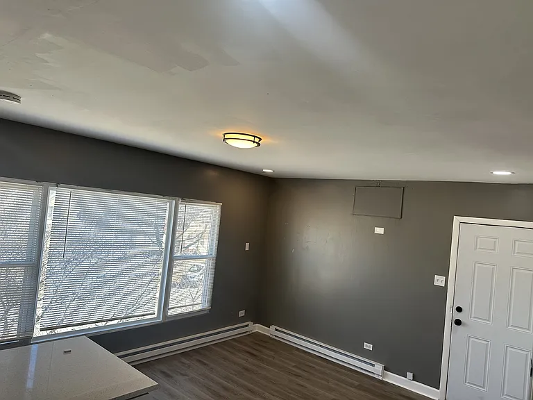 8120 S Kedzie Ave #307 — Photo 7