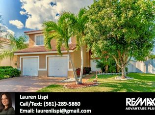 5221 Prairie Dunes Village Cir, Lake Worth, FL 33463