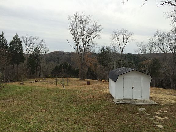 2nd image of 1475 Low Gap Road