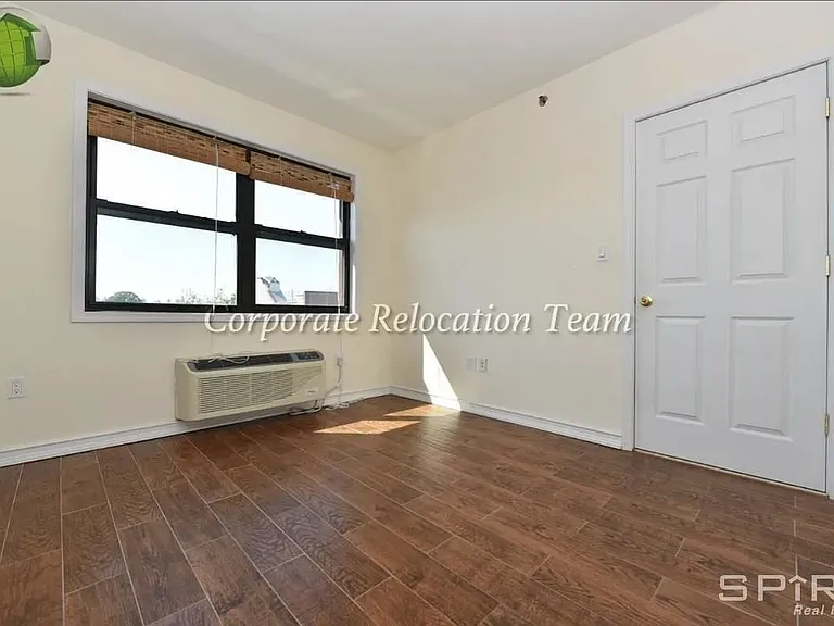 30-37 38th St #4 — Photo 9