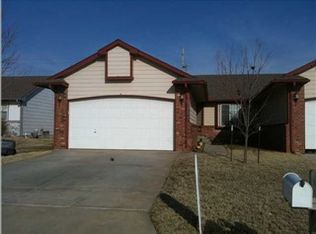 204 N Lamar Ave, Haysville, KS 67060