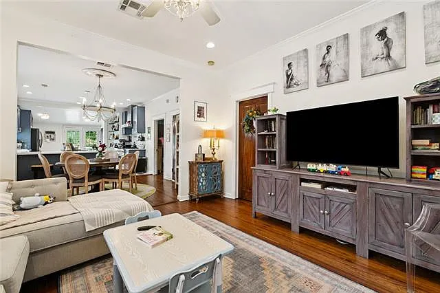 2835 Palmer Ave — Photo 4
