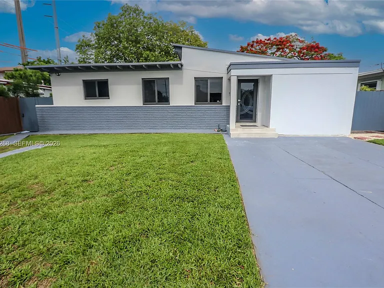 50 NW 68th Ct — Photo 1