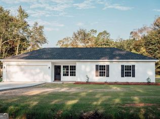 22 Blueberry St, Baxley, GA 31513