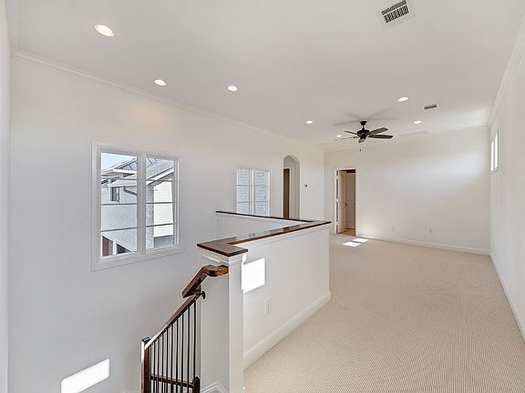 4th image of 4629 Marbella Cir