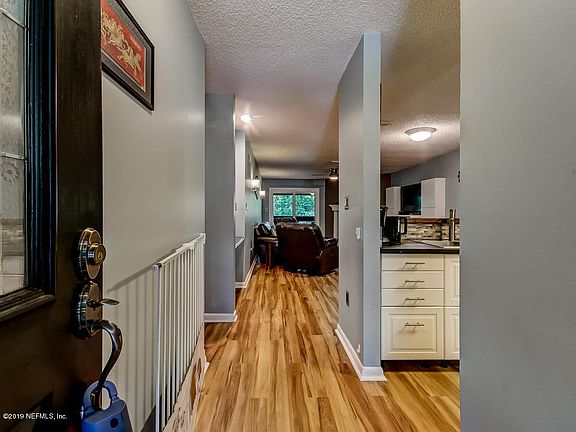 5th image of 1604 Arcadia Dr Unit 114