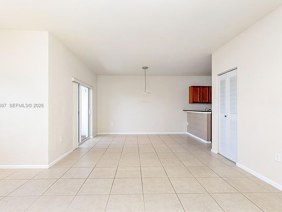 5th image of 8760 NW 97th Ave APT 208