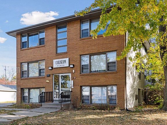 3rd image of 3211 Minnehaha Ave #7e7683bd8
