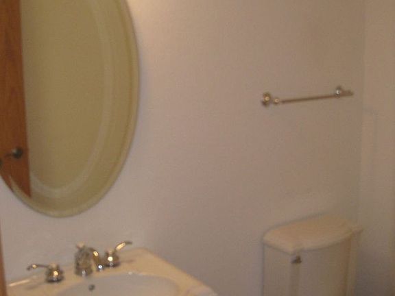 5th image of 7955 Williamsburg Ct
