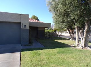 2860 W Sunflower Cir, Palm Springs, CA 92262