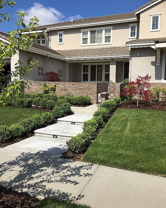 1st image of 3388 Bridgeway Lakes Dr