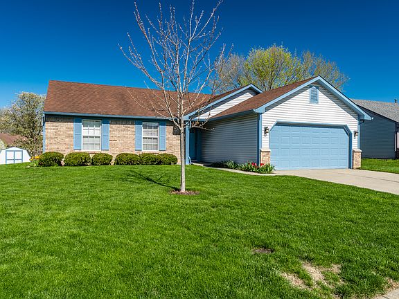 3rd image of 7230 Carrie Dr