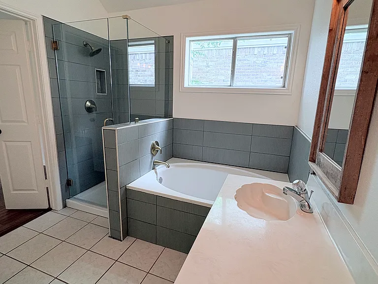 1660 Prescott Cir — Photo 13